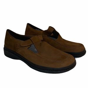 Easy Spirit Women’s size 9M Maryjane Slip Ons